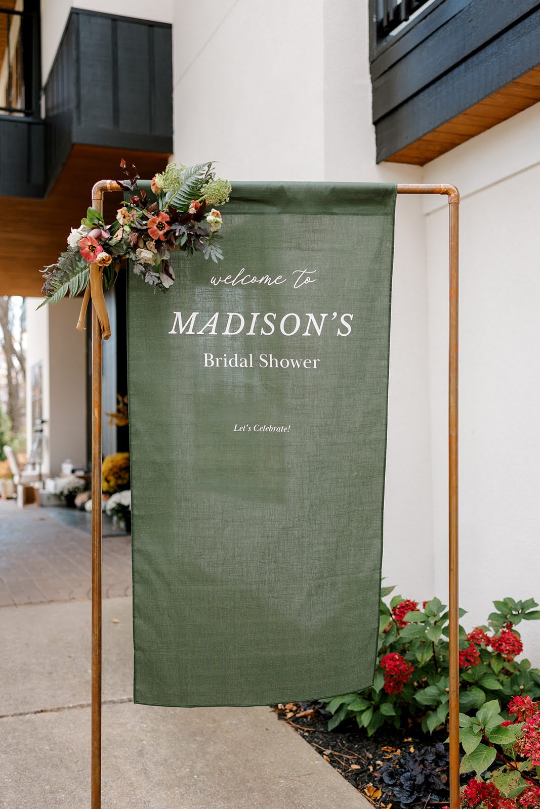 Sign Greenery & Floral Swag - Image 2